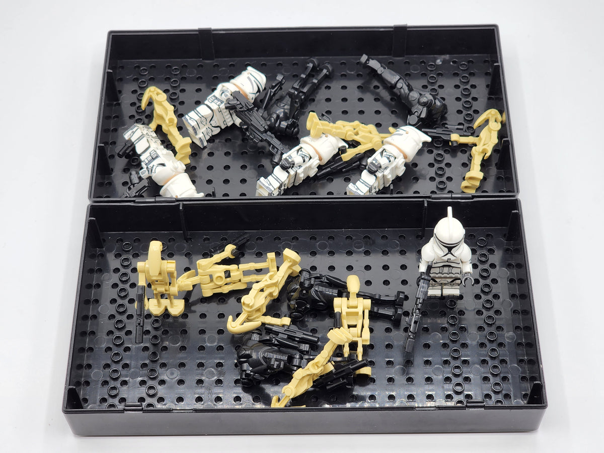 Star Wars Clone Wars Mini Battle Set, Phase 1 Clone Troopers vs Battle Droids with Carrying Case and Foldout Display 18pcs