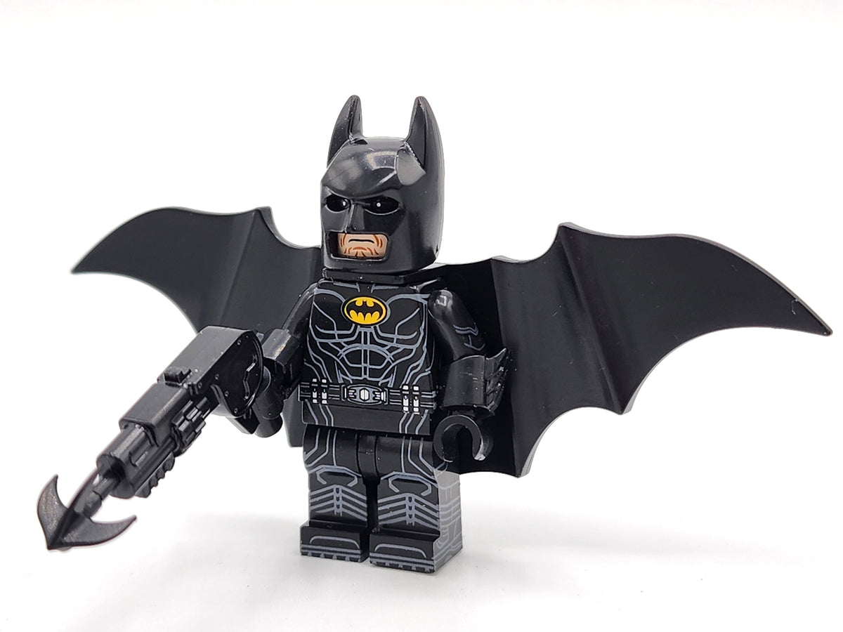The Batman 2022 & Alfred Custom Minifigures Set 2pcs