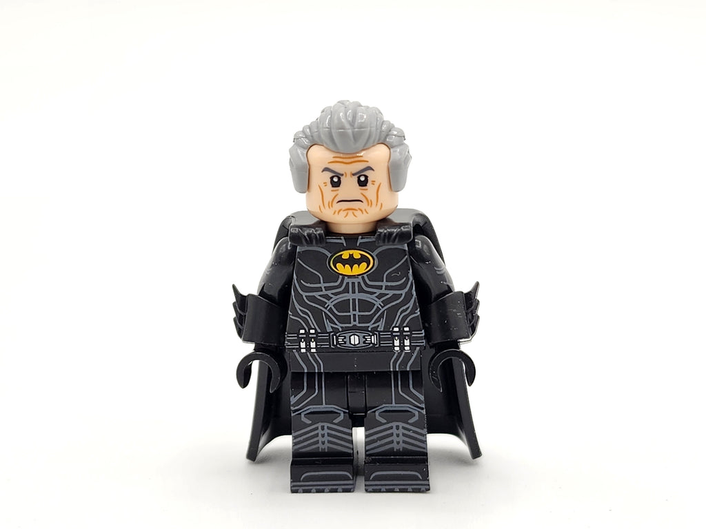 The Batman 2022 & Alfred Custom Minifigures Set 2pcs
