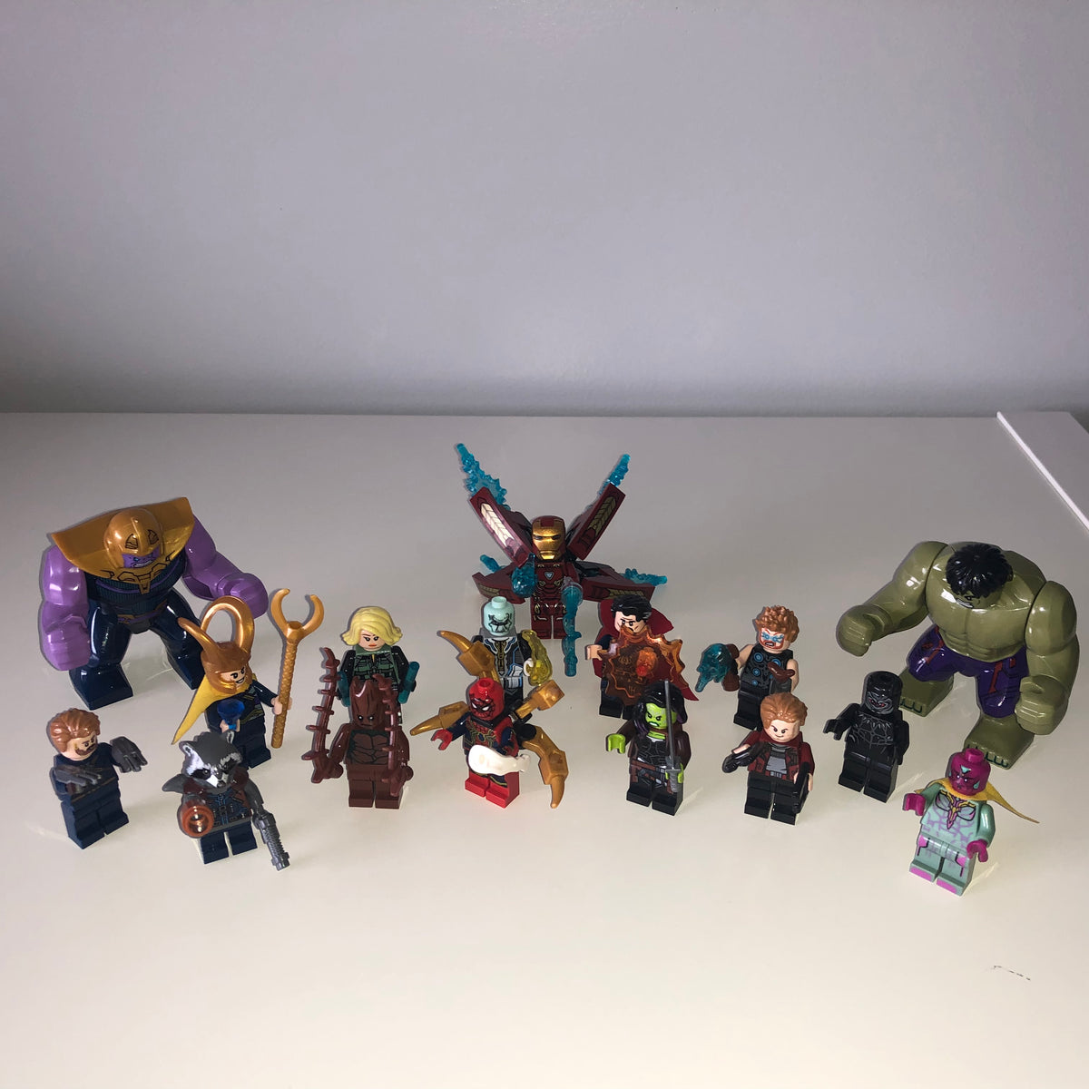 Marvel Super Heroes Avengers Custom 16 Minifigures Set