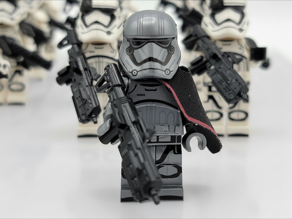 Star Wars Kylo Ren Captain Phasma First Order Stormtroopers Army Set 22pcs Set