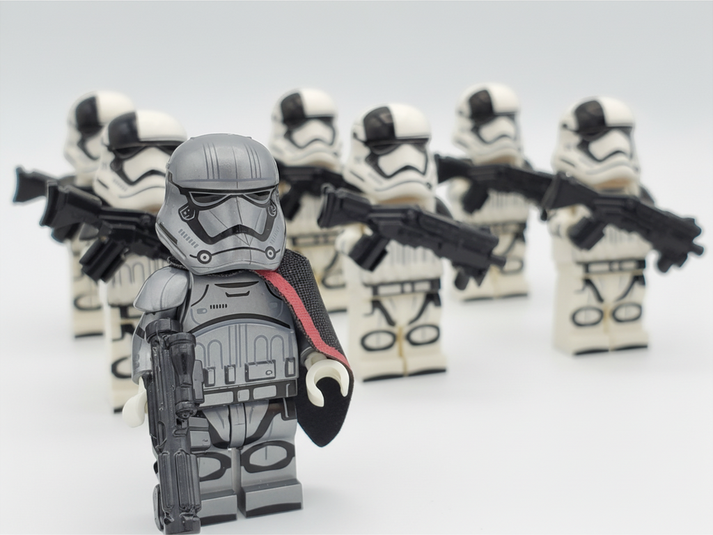 Star Wars Captain Phasma Stormtrooper Executioner Army 11 Minifigures Set